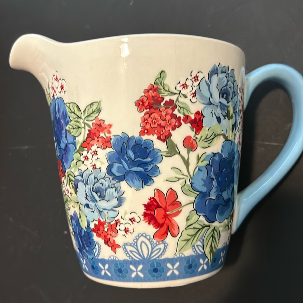 pioneer woman 4 cup/1 quart stoneware measuring cup